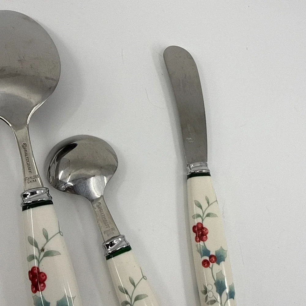 Pfaltzgraff Winterberry Hostess Serving Utensil Set 5 Pc White Handle Holly Berr
